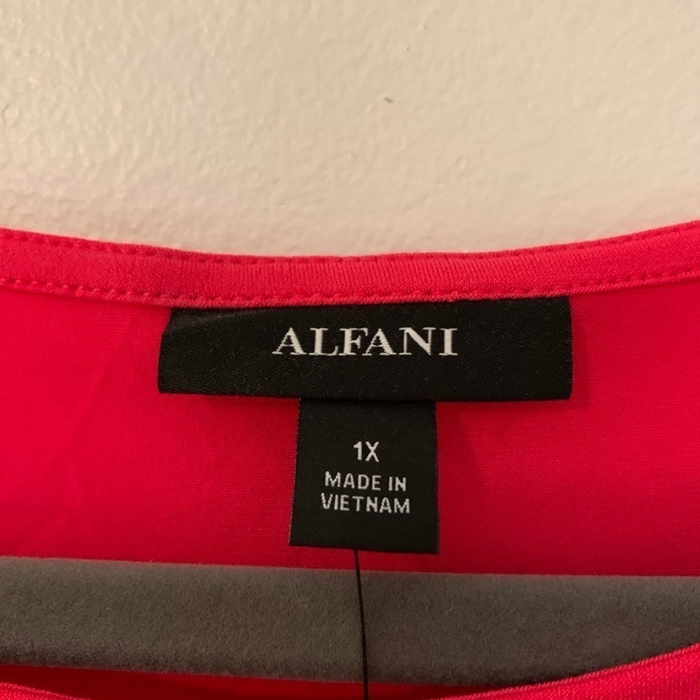 Alfani pink drapes 3/4 sleeved top - Picture 7 of 9